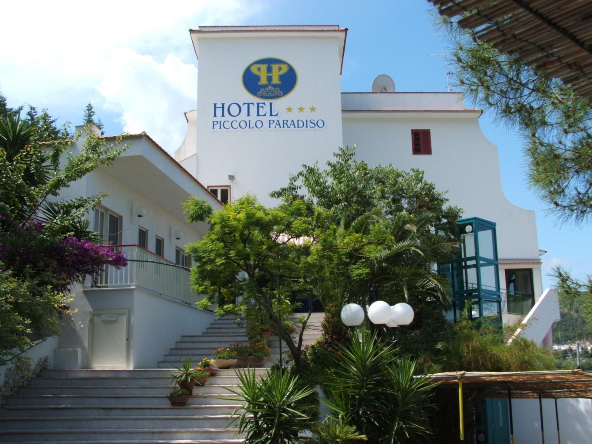 Hotel Piccolo Paradiso เปสคีชี ภายนอก รูปภาพ