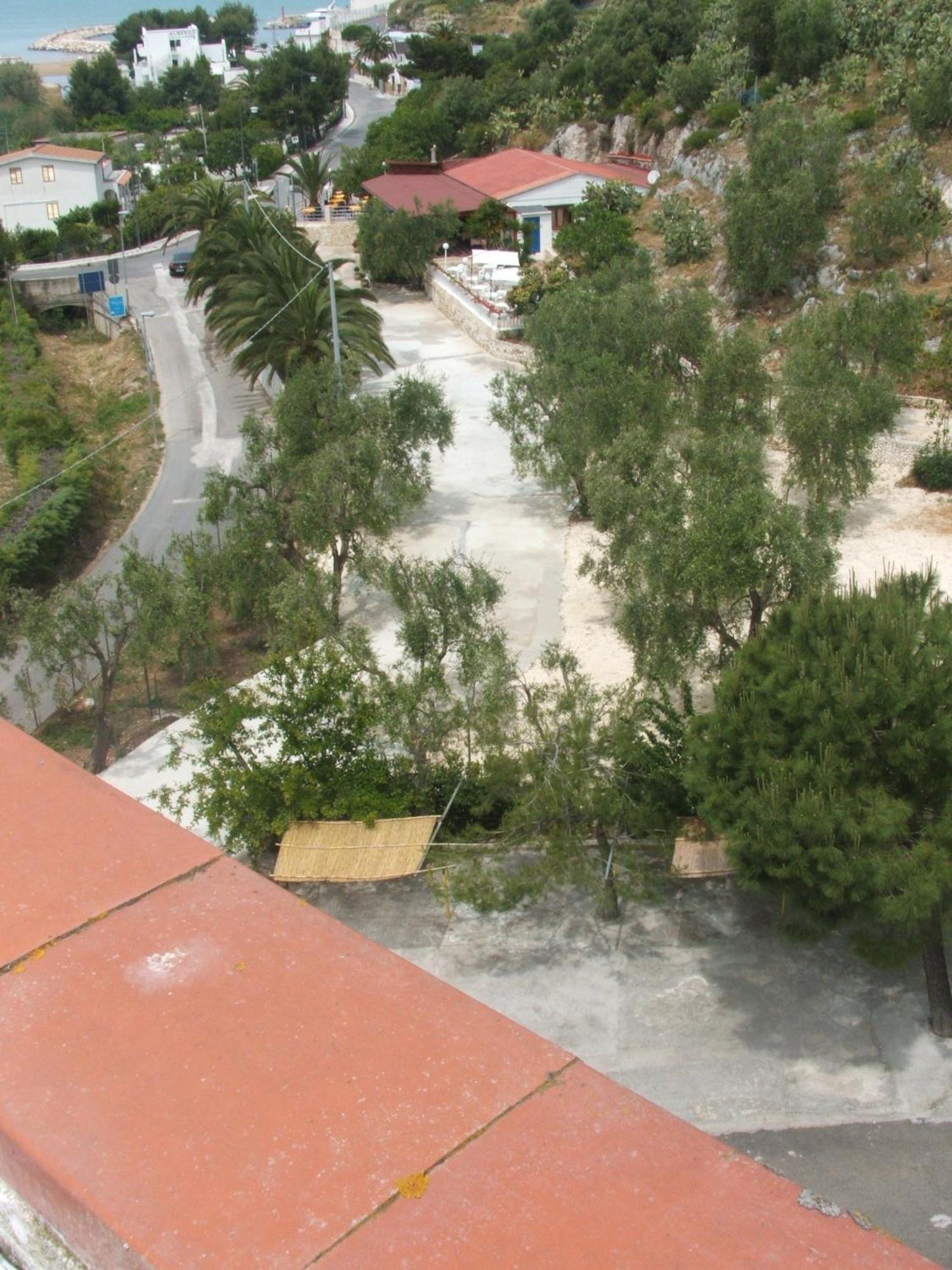 Hotel Piccolo Paradiso เปสคีชี ภายนอก รูปภาพ