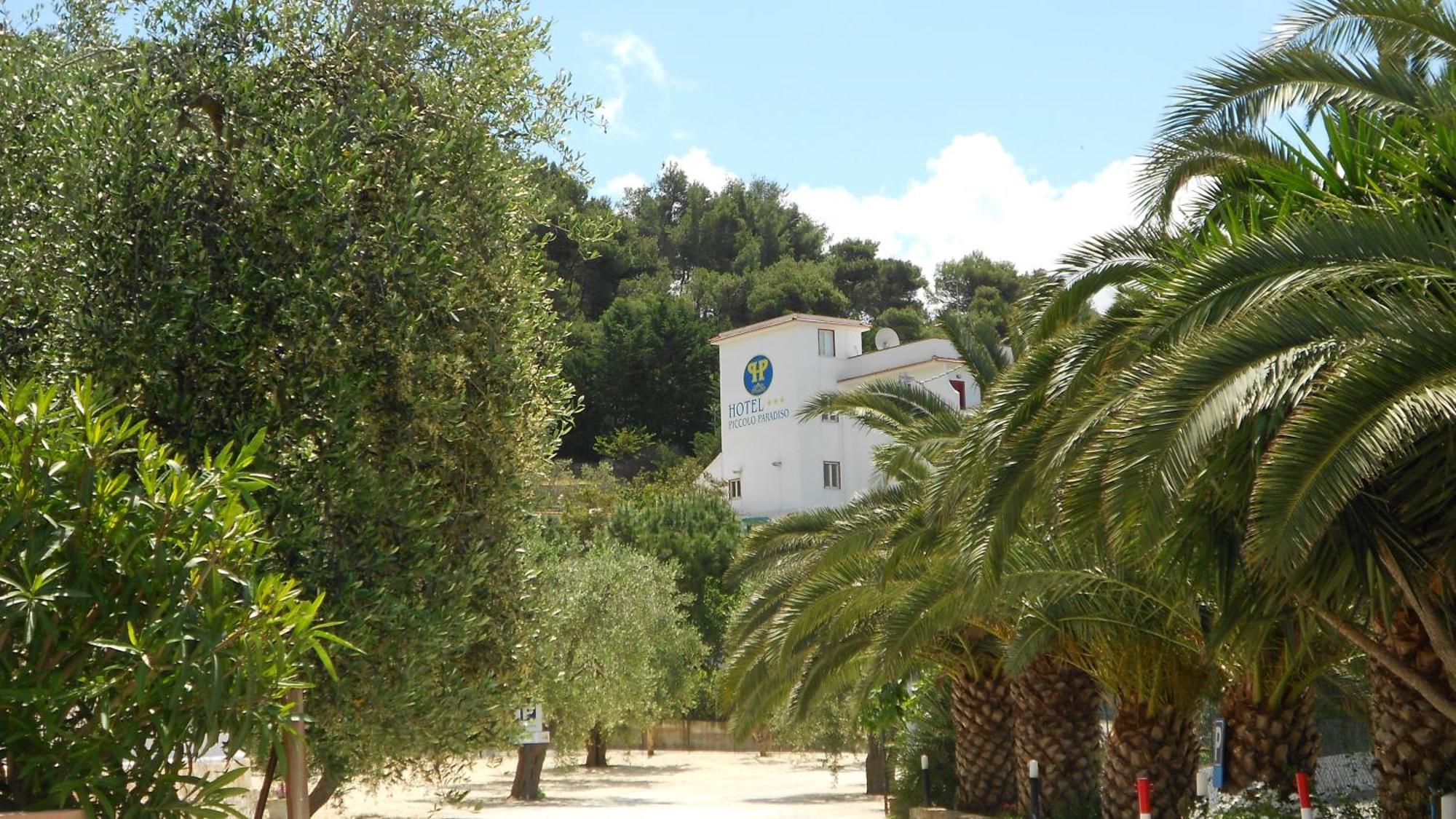 Hotel Piccolo Paradiso เปสคีชี ภายนอก รูปภาพ