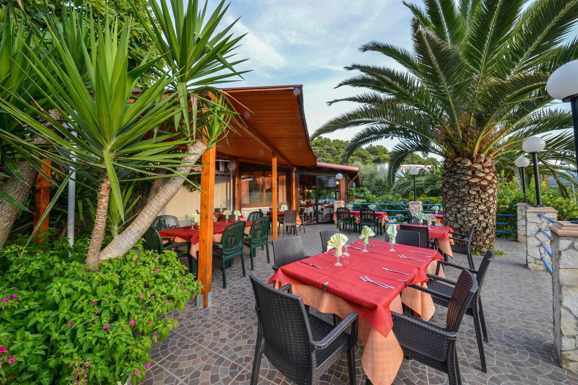 Hotel Piccolo Paradiso เปสคีชี ภายนอก รูปภาพ